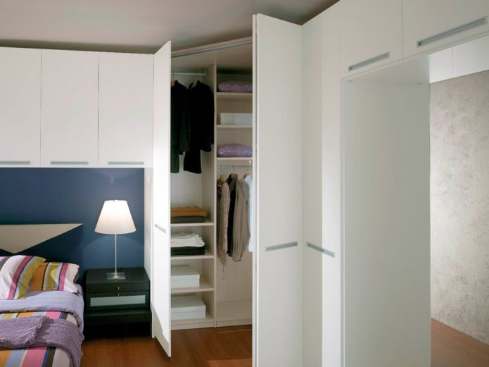 Спальня с угловым шкафом: наполнение, размеры, дизайн, фото
