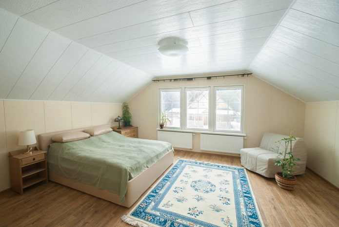 Какой лучше выбрать потолок в спальне: 99 фото, красивые и стильные идеи