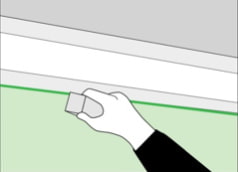 Монтаж плинтуса на натяжные потолки: особенности технологии