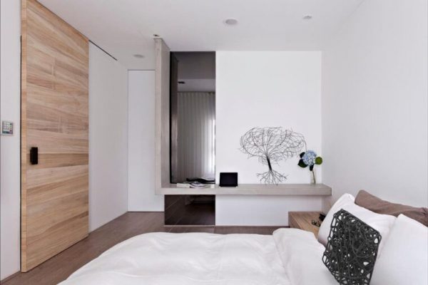 Спальни минимализм: реальные фото интерьера и примеры современного стиляВарианты планировки и дизайна