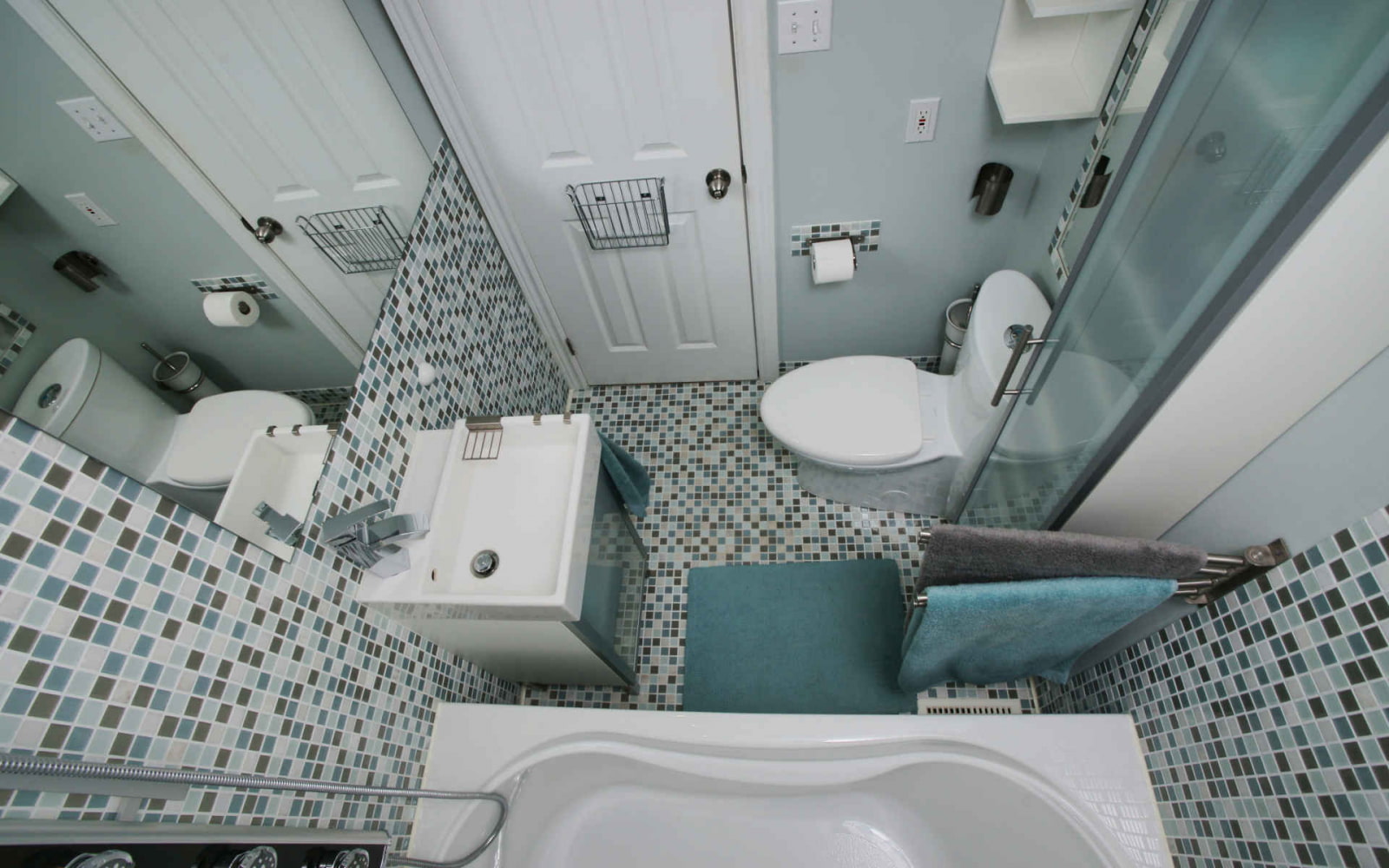 7 планировок маленькой ванной комнаты