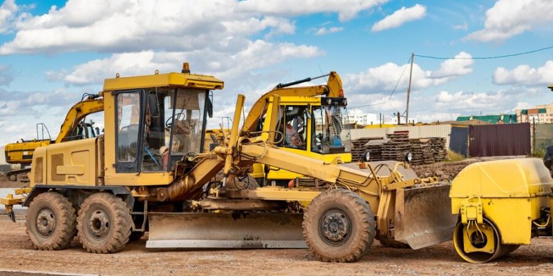 powerful-construction-equipment-for-the-construction-of-a-new-facility-construction-equipment-for-earthworks-modern-building-site-excavators-bulldozers-loaders-graders_331695-7023