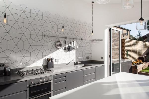 Тенденции использования плитки на кухне: стильное решение для современного интерьера