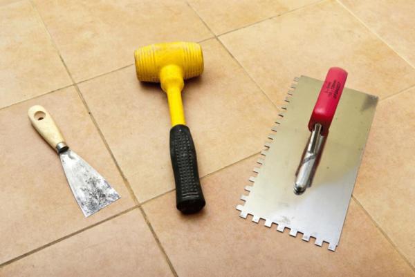 Инструменты для укладки плитки: как выбрать лучшее оборудование для вашего проекта