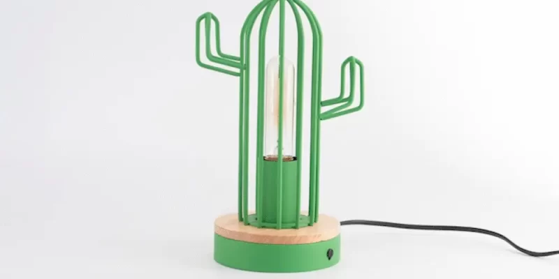 Настольная детская лампа Cactus - обзор