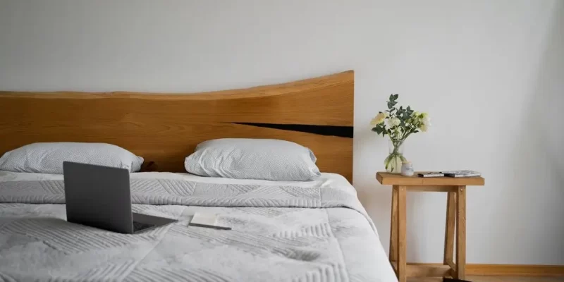 Що таке двоспальне ліжко та чим воно відрізняється від звичайного? 
