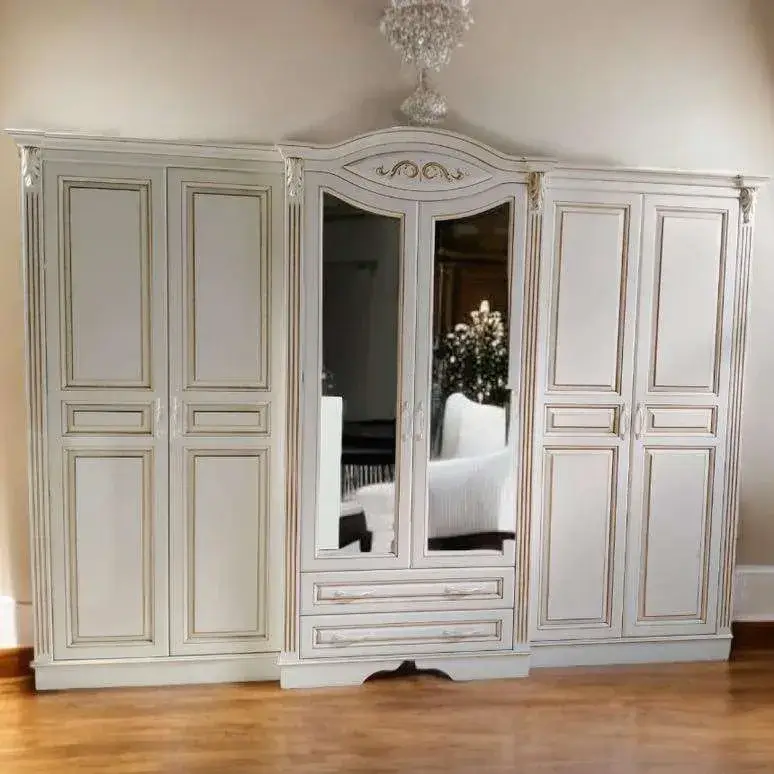 шафа з дерева