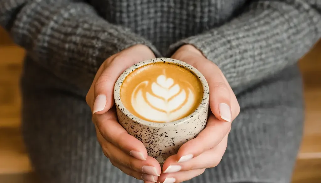 Почему кофемашина Делонги стала выбором ценителей