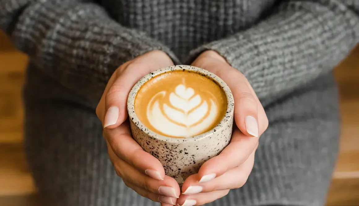 Почему кофемашина Делонги стала выбором ценителей